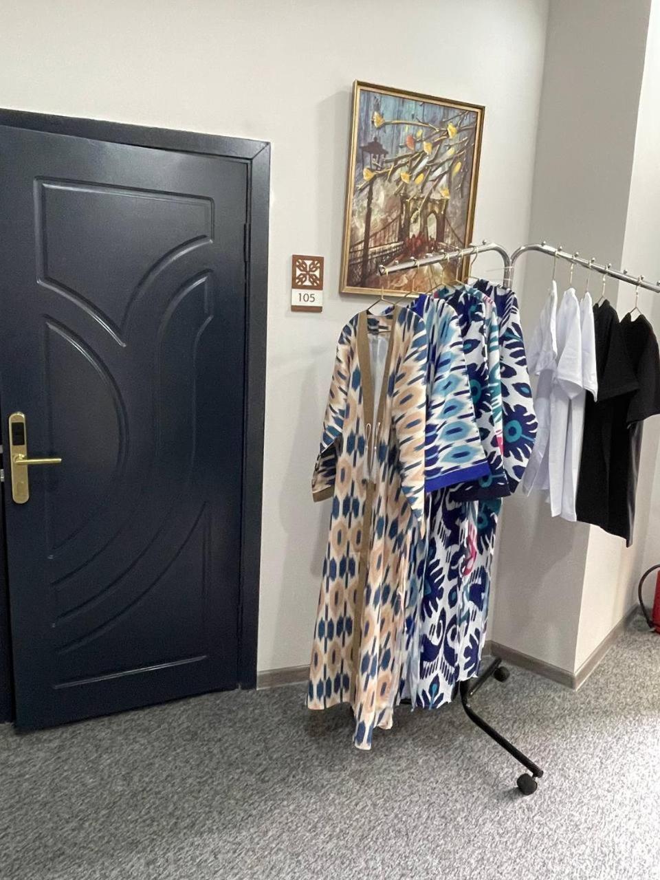 Rahat Inn Hotel Tasjkent Eksteriør billede